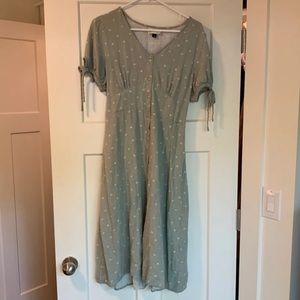 Light Green Summer Dress with Pockets